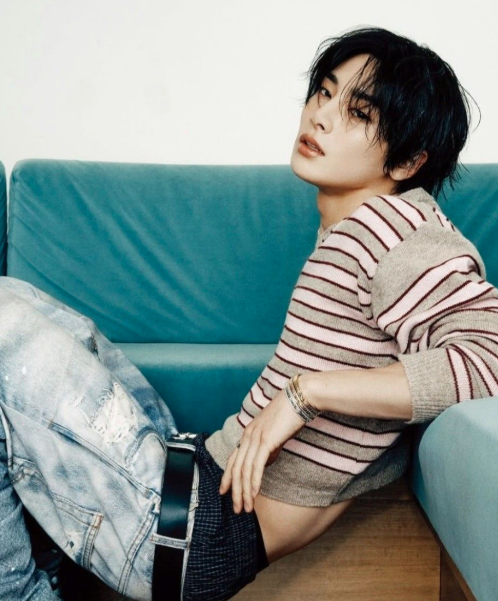 About Music tweet media