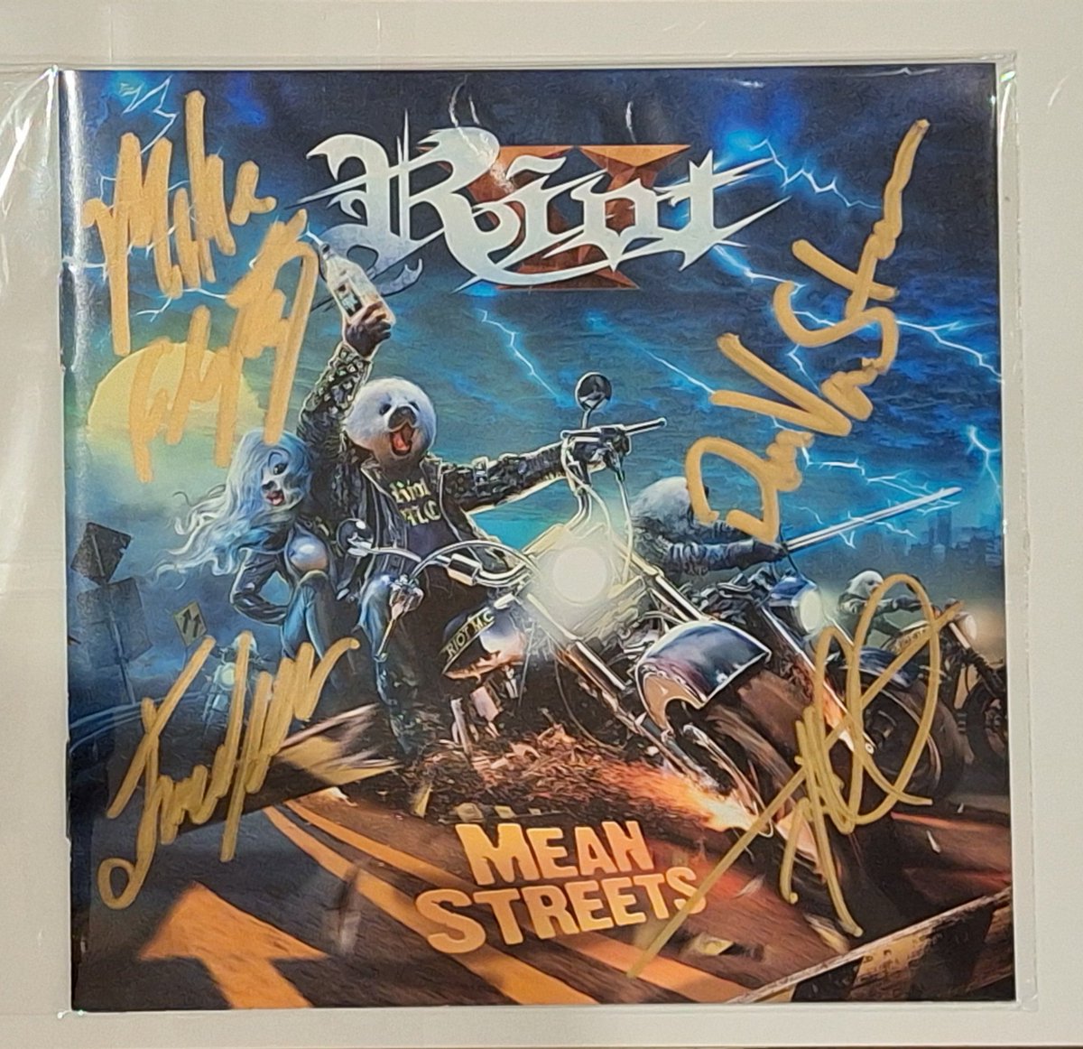 ワードの年末セールで注文してたCDがようやく届いた セールで変える