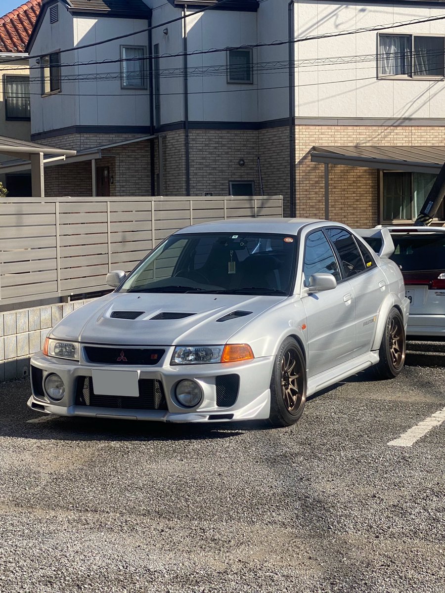 よしのー Evolution V tweet media