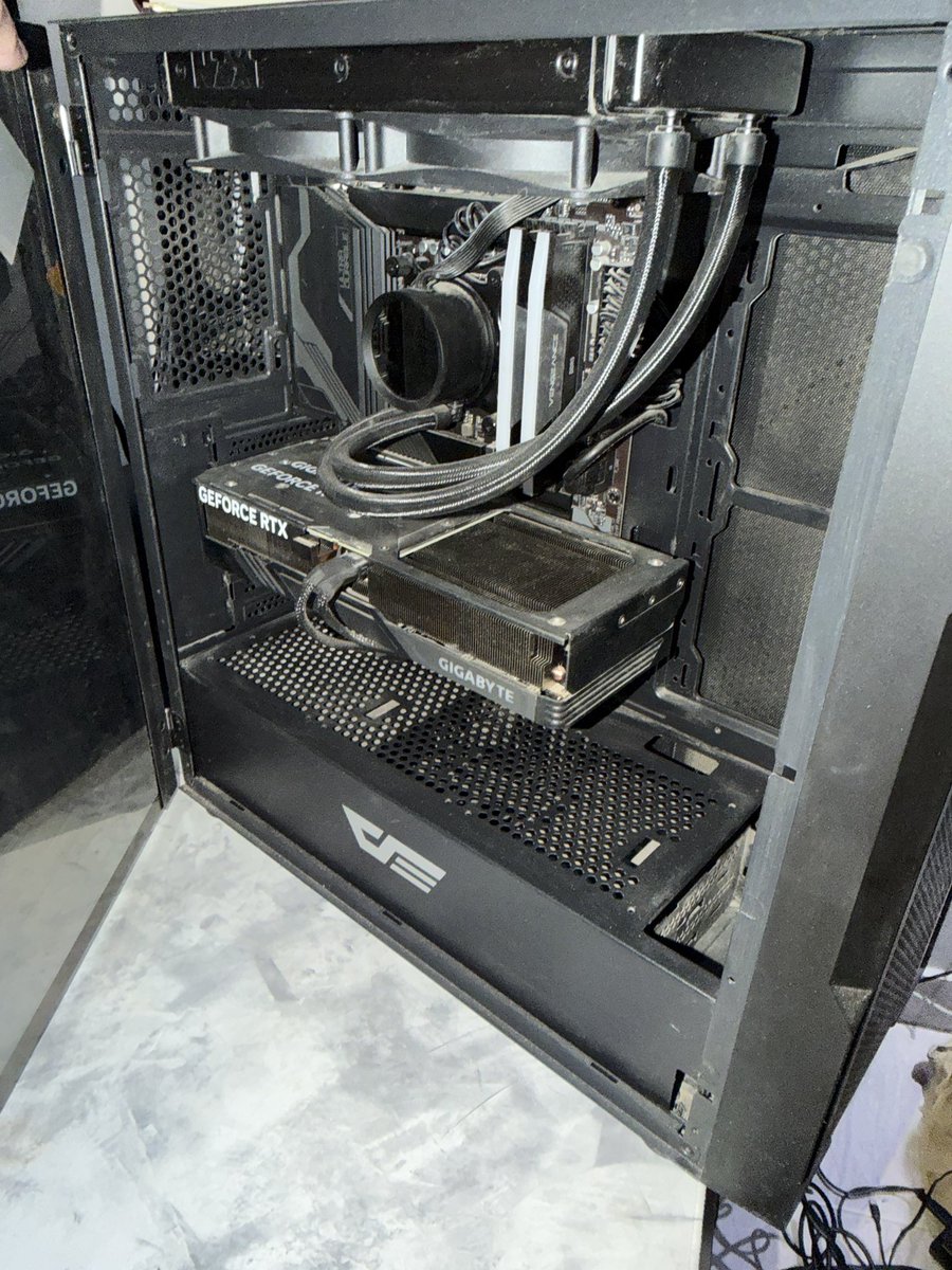 تالا خالد tweet media