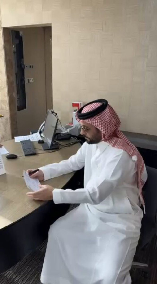 #عيال_وايل
يوم الناس تجمع المال عيال وائل تعتق ارقاب 
فخر العمارات وعنزة عامه