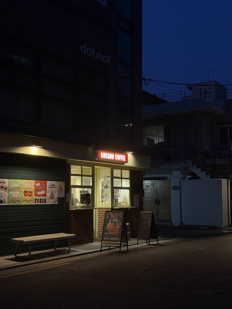 서머 tweet media