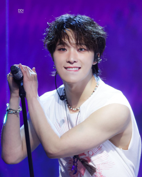 AboutMusicYT's tweet image. Happy 27th birthday to the amazing and talented Dino of SEVENTEEN!