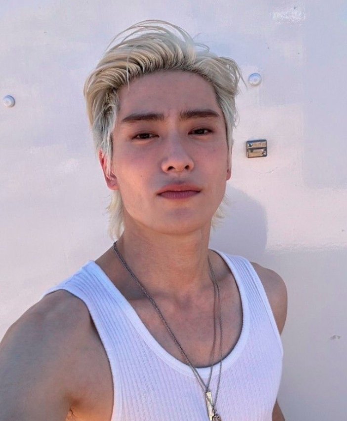 AboutMusicYT's tweet image. Happy 29th birthday to the server, dimples owner, vocalist, Valentine boy, actor, handsome Jaehyun of NCT, NCT 127 and NCT DoJaeJung.