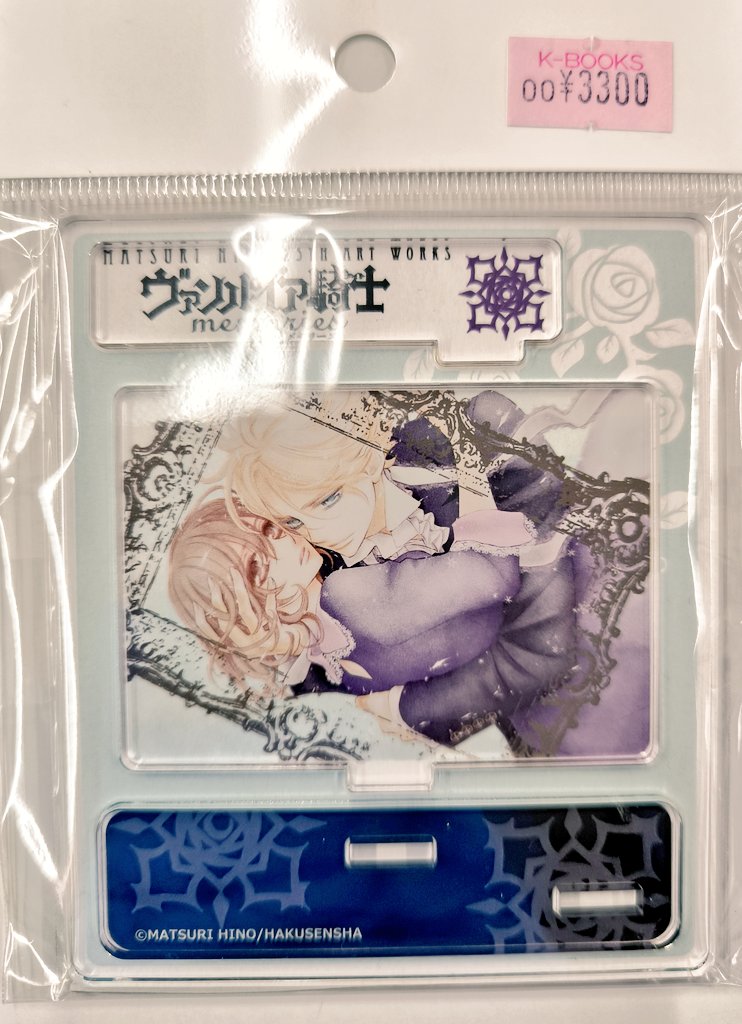 入荷情報】 『#ヴァンパイア騎士』アクリルスタンドが入荷‼️ 原画展