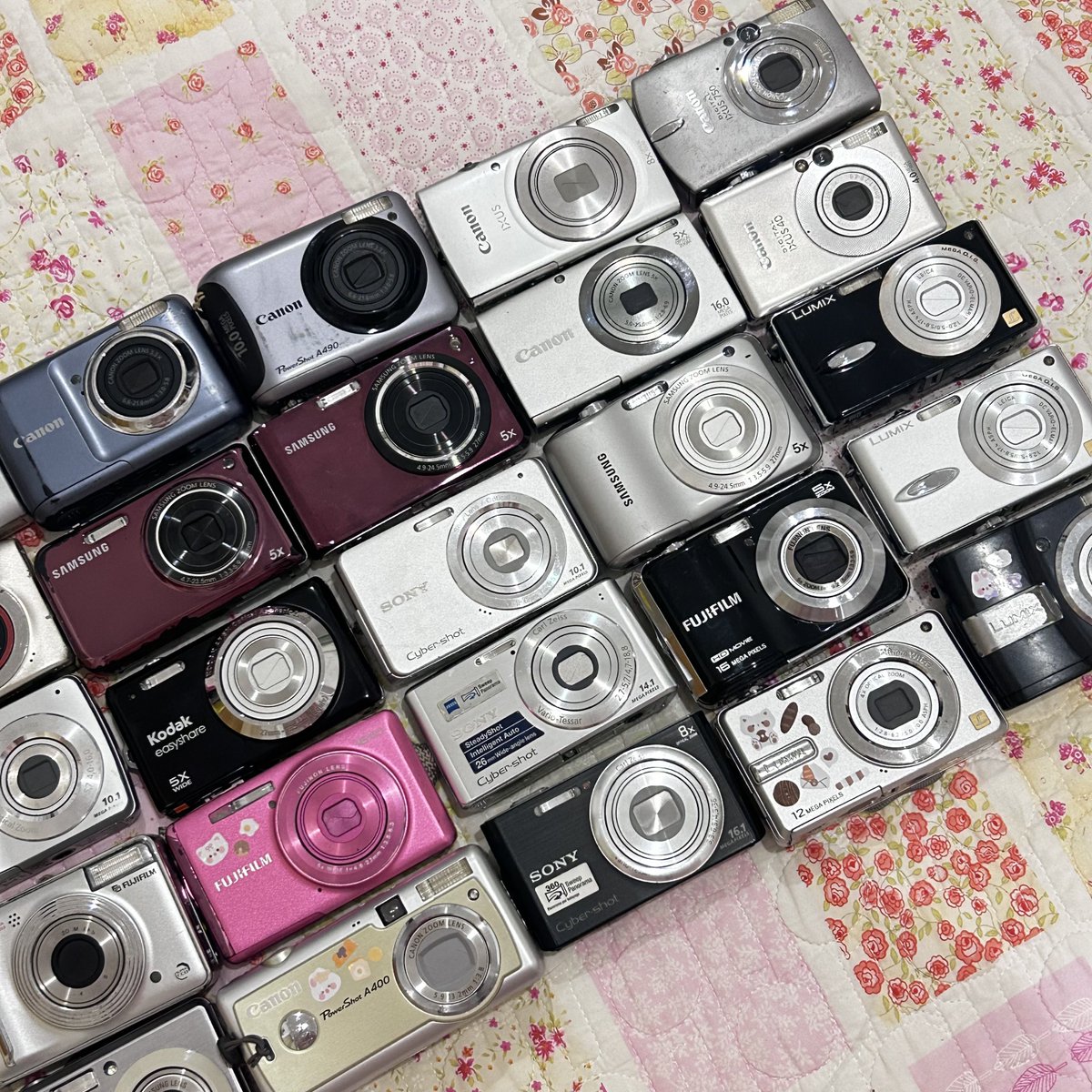 New dekdek naka tomorrow (01/02) 20:30  ka ราคาน่ารักน้า มาเสริฟ์รุ่นฮิตจุกๆ ราคาดีมากรอบบนี้ เข้าฉ่ามมม
📌รี+ปักลด100บาท รีบปักกันเลยน้า📌

#กล้องดิจิตอลมือสอง  #กล้องดิจิตอลเก่า  #กล้องดิจิตอล