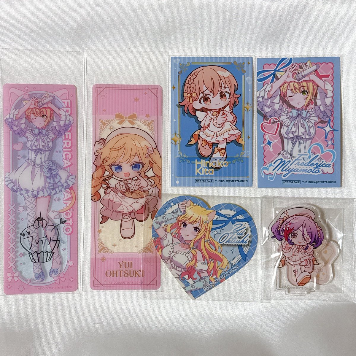 アイドルマスターシンデレラガールズ　デレマス　まねきねこ　グッズ　交換

【譲】
フォトカード…フレデリカ/日菜子
ハート形ステッカー…唯
スリムクリアカード…フレデリカ/唯
ミニアクスタ…美玲

【求】
同種卯月

等身⇔等身
SD⇔SD

郵送でのお取引となります。