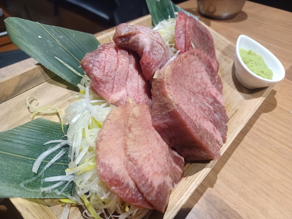 誕生日、祝ってもらいました。 牛タン食べ放題🍴🆓✨ 人生でこんなに