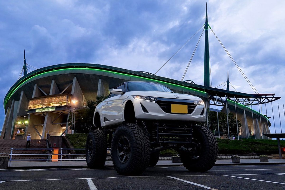 Alice_s660's tweet photo. うちのおかんがAI生成画像にはまり、お出かけした時に車高の高いコペンを見た時にエスロク版も見てみたいというご要望に答えて貰いました。
なんか足回りゴツイのに車体ちっちゃくて可愛いから鏡餅みたいでちょっと愛着湧く笑 https://t.co/aN58KiUzjc