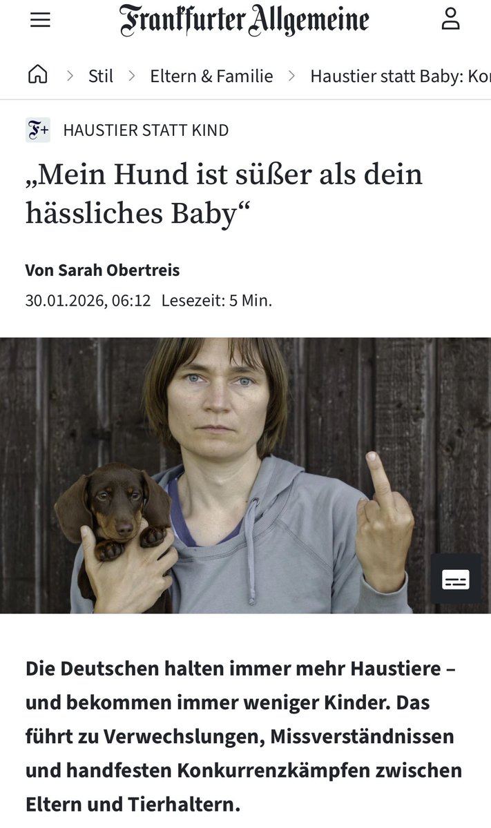 Mein Hund liebt Kinder, insbesondere Babys. 
Er würde sein Leben für ein Menschenkind opfern ohne zu zögern. 
Dafür hasst er kleine Fotzenschlecker der Marke "Ratte auf Stelzen" und frisst sie nicht, sondern inhaliert sie bevor er sie an die Wand rotzt. 
Gern geschehen.