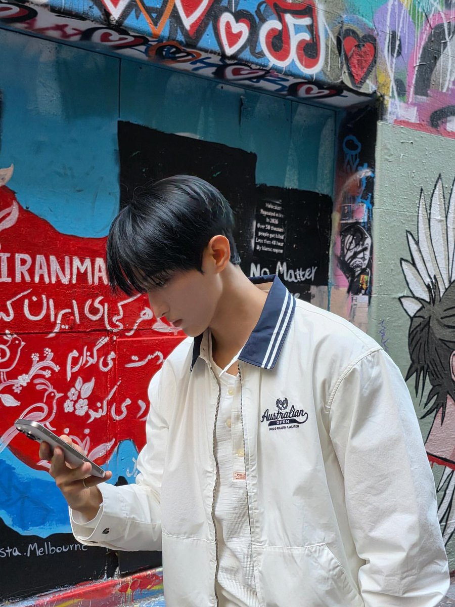 پست دوکیوم سونتین 
″هرکجای ایران که دست می‌گذارم درد می‌کند″
#FreeIran 
#IranMassacre