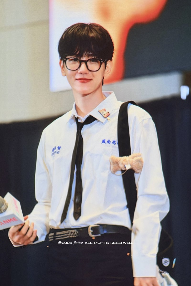 𝒇𝒍𝒖𝒕𝒕𝒆𝒓. tweet media