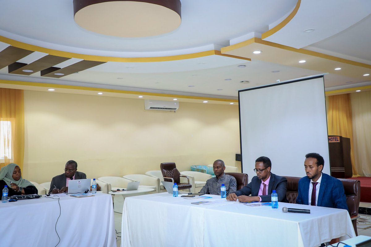 NBS_Somalia's tweet photo. Somalia National Bureau of Statistics, in collaboration with the EAC Secretariat, conducted a week-long national training on men & women Statistics in Mogadishu. The workshop brought together 21 technical staff from Federal Member States & Federal MDAs.

The training strengthened participants’ understanding of global, continental & EAC gender frameworks, enhancing technical capacity in the production of harmonized & comparable statistics aligned with EAC guidelines and best practices.

Participants also built practical skills in sex-disaggregated data, including survey design, sampling, analysis and computation of the EAC Harmonized Minimum Set of Gender Indicators, to support evidence-based policymaking.

Closing the workshop, SNBS Deputy Director General Abdirahman Omar applauded the strong partnership between SNBS and the EAC Secretariat & commended participants for their active engagement, underscoring a shared commitment to strengthening national statistical systems &  mainstreaming men & women statistics. @AbdisalamHumbul @abdirahm_omar