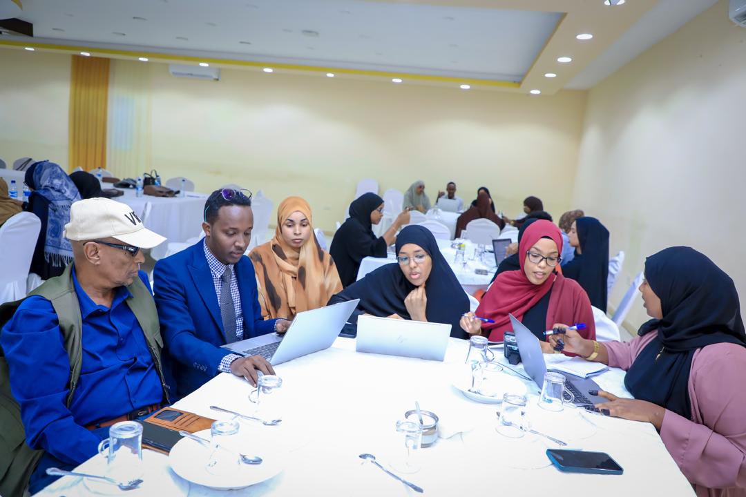 NBS_Somalia's tweet photo. Somalia National Bureau of Statistics, in collaboration with the EAC Secretariat, conducted a week-long national training on men & women Statistics in Mogadishu. The workshop brought together 21 technical staff from Federal Member States & Federal MDAs.

The training strengthened participants’ understanding of global, continental & EAC gender frameworks, enhancing technical capacity in the production of harmonized & comparable statistics aligned with EAC guidelines and best practices.

Participants also built practical skills in sex-disaggregated data, including survey design, sampling, analysis and computation of the EAC Harmonized Minimum Set of Gender Indicators, to support evidence-based policymaking.

Closing the workshop, SNBS Deputy Director General Abdirahman Omar applauded the strong partnership between SNBS and the EAC Secretariat & commended participants for their active engagement, underscoring a shared commitment to strengthening national statistical systems &  mainstreaming men & women statistics. @AbdisalamHumbul @abdirahm_omar
