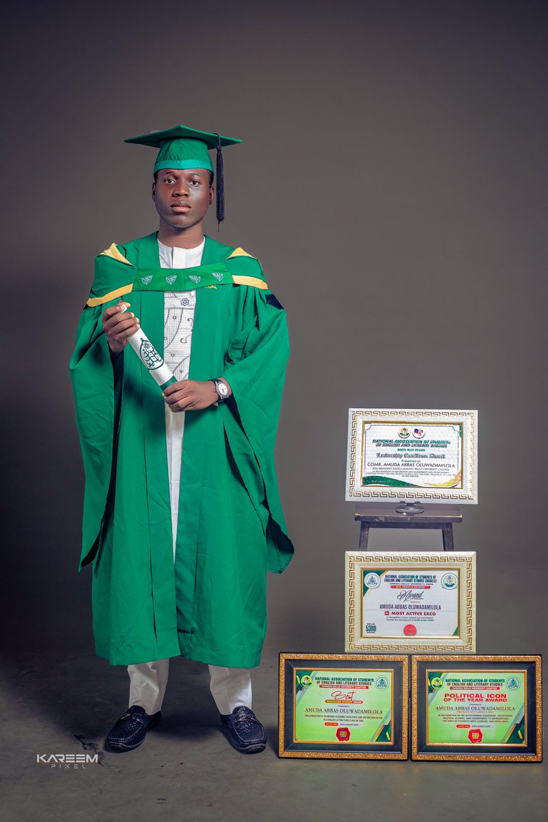 Reintroducing:

Amuda, Abbas Oluwadamilola 
BA English (Literature), Ahmadu Bello University, Zaria, Nigeria 

4.15/5.00 CGPA, Second Class Upper Division 

Best Graduating Student (Literature Section), Department of English and Literary Studies Ahmadu Bello University Class of