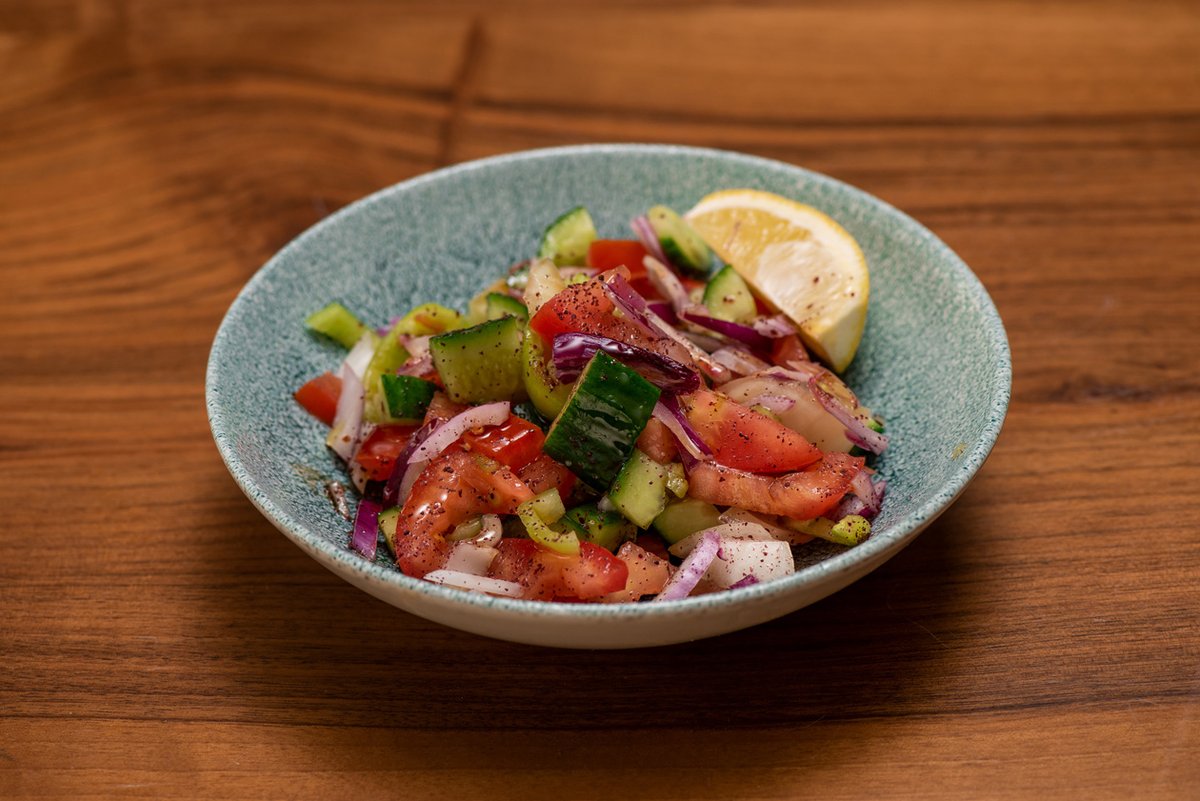 antalyaLondon's tweet photo. 🥗 Refresh with our vibrant Turkish salad at Antalya Restaurant London in Holborn! Perfect for a light, flavorful meal. Visit us today! 🌟 #AntalyaRestaurant #HealthyEats #LondonFoodies https://t.co/3D9GuMwgth
