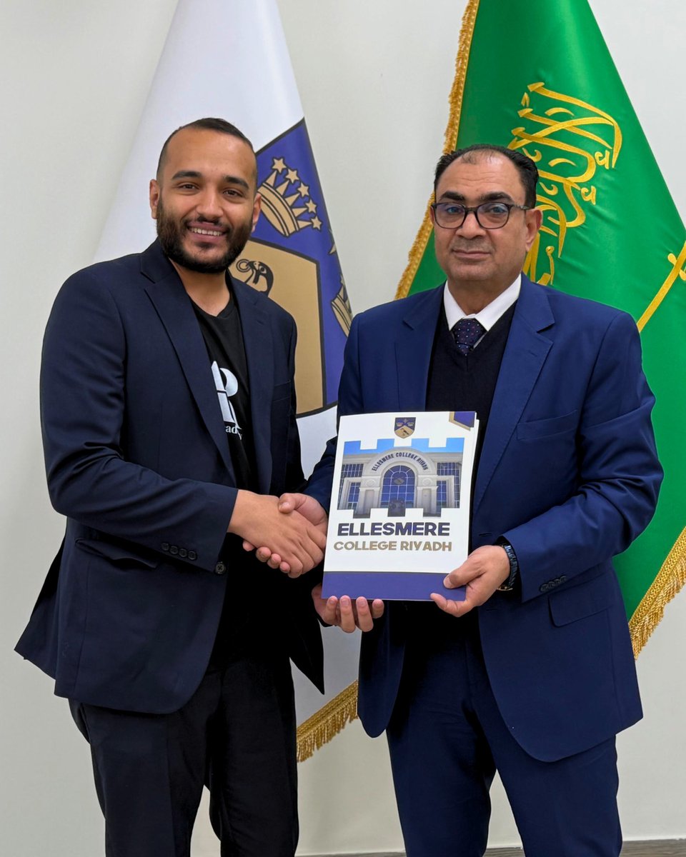 AR Chess Academy tweet media