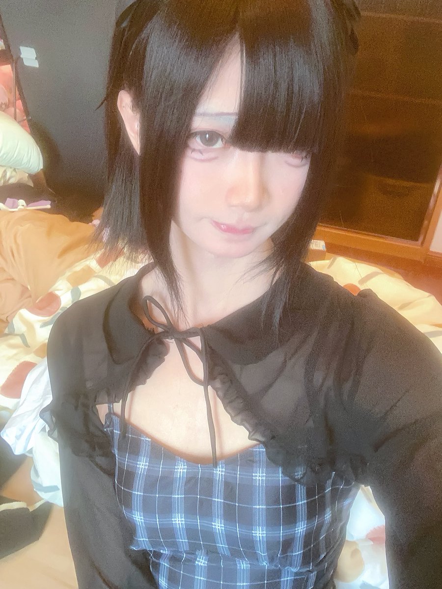 アカツキ_ tweet media