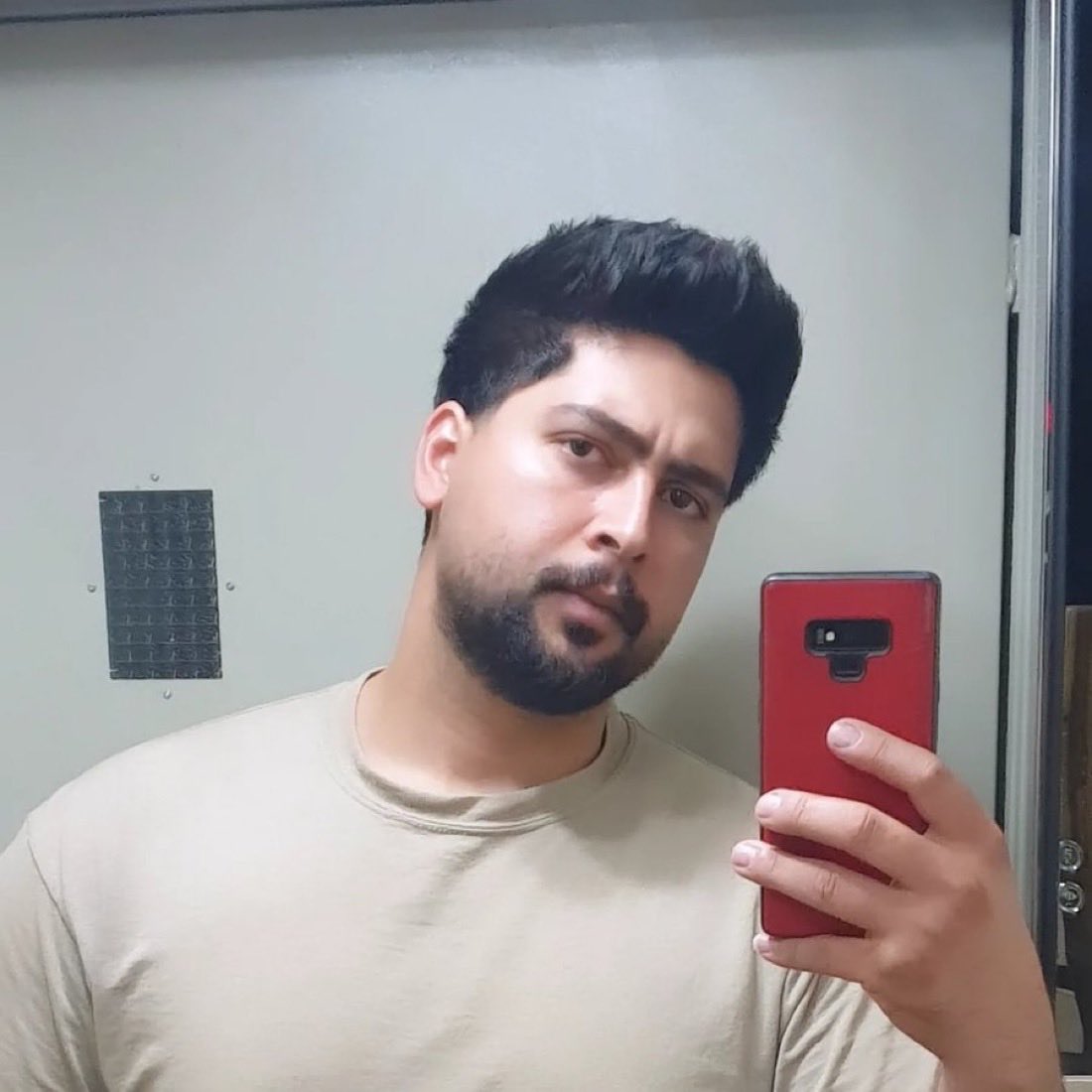 میویس tweet media