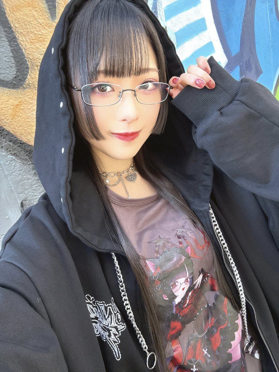 ゲキクロさんとのコラボアイテムの予約受付が開始しました✨️ 私の