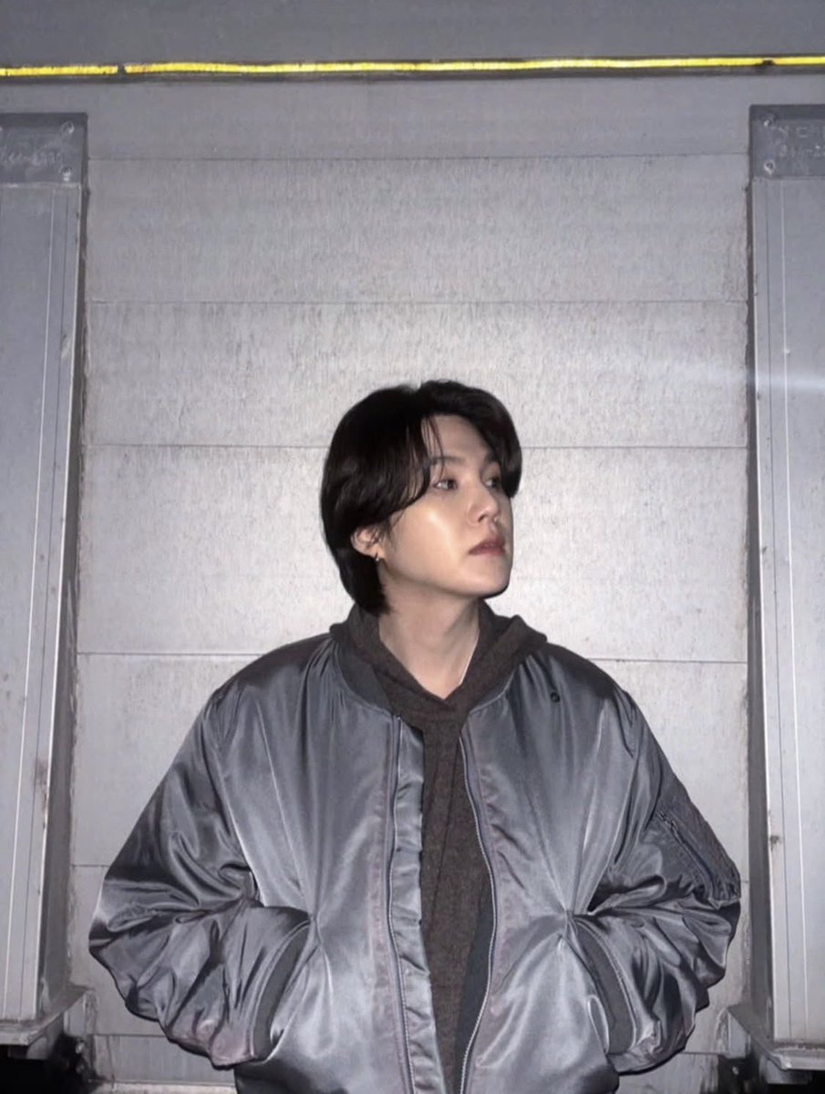 𝐌𝐚𝐢̈ ⁷ 𝗍𝗁𝖾𝗒 𝖽𝗈𝗇𝗍 𝗄’𝖻𝗈𝗎𝗍 𝗎𝗌🦋 tweet media