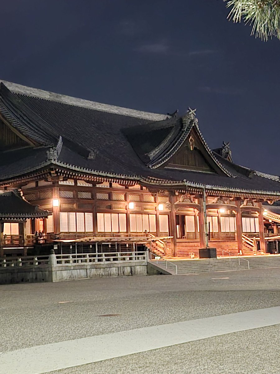 m2yukko's tweet image. ただいまのおぢば🙏
年祭を終え、更なる成人を促されているのか、いろいろとみせて頂いています😅
自分自身も周りの人々からも、、、
でも不思議と不足はなくワクワクしてます♪
#神様のお働き
#引き寄せの法則