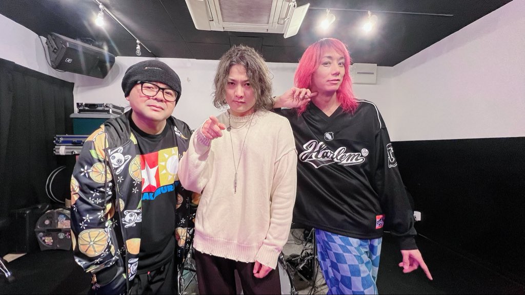 昨日はスリーポイントシュート🥁、皆様ありがとうございました‼️
楽しんで頂けましたでしょうか❓
フリーダムなこのイベント、また色々と開催していきたいと思っておりますので今後ともよろしく御願い致します⭐️

#靖乃
#ハイダンシークドロシー
#Ta_rot
<a href="/zerodb_satt_on/">サットン</a>
<a href="/LIPHLICH_KOBA/">LIPHLICH 小林孝聡 / yazzmad zumi</a>