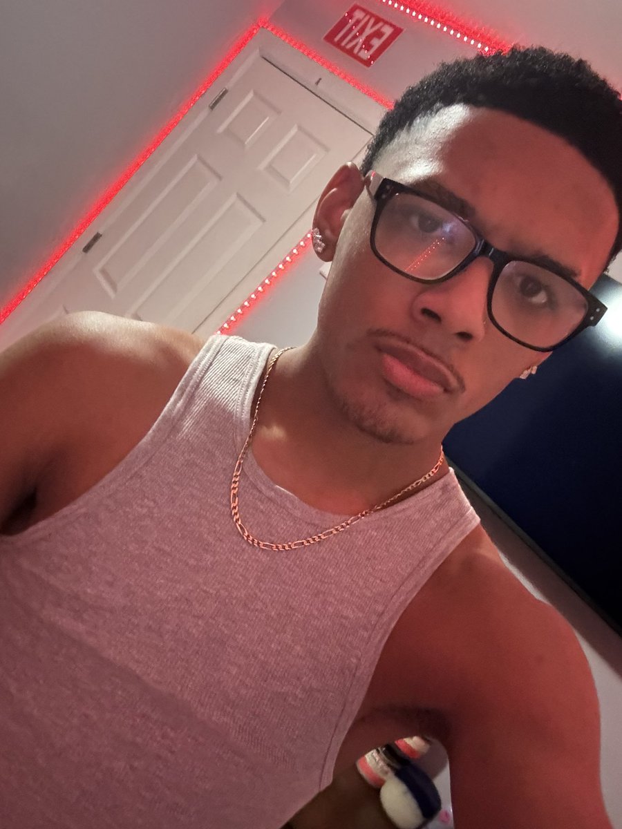 he4solo's tweet photo. new moots? https://t.co/xL7pRfAB0o