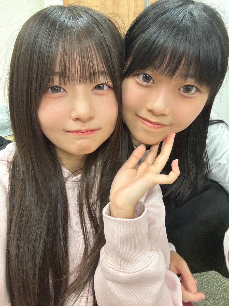 明日はついに神奈川県のパシフィコ横浜で握手会があります！ 11期生は