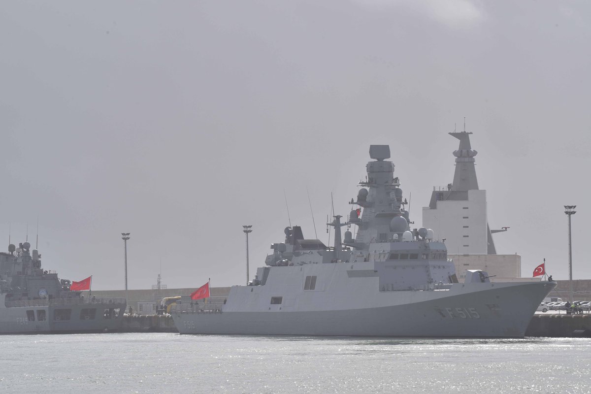 tcsavunma's tweet photo. 🗓️30-31 Ocak 2026

🇹🇷TCG Anadolu, 🇹🇷TCG Derya, 🇹🇷TCG Oruçreis ve 🇹🇷TCG İstanbul’dan teşkil edilen Anadolu Türk Deniz Görev Kuvveti, STEADFAST DART 2026 Tatbikatı kapsamında Rota/İspanya’ya liman ziyareti gerçekleştiriyor.

🗓️30-31 January 2026

As part of Exercise STEADFAST DART 2026, the Anadolu Turkish Maritime Task Force, comprising  🇹🇷 TCG Anadolu, 🇹🇷 TCG Derya, 🇹🇷 TCG Oruçreis and  🇹🇷 TCG İstanbul, is conducting a port visit to Rota, Spain.

#MillîSavunmaBakanlığı | #StrongerTogether | #WeAreNATO | #DeterAndDefend

@NATO
@SHAPE_NATO 
@NATOJFCBS
@NATO_MARCOM