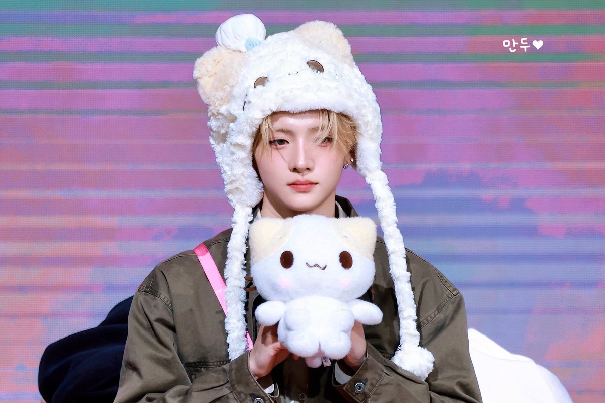 S..♡꙳ tweet media