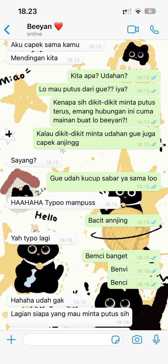 notexale's tweet photo. #JoongDunk one tweet au: Toko Beeyan 🍓 

: gak jadi marah soalnya malu https://t.co/EjuKqVtZ2Y