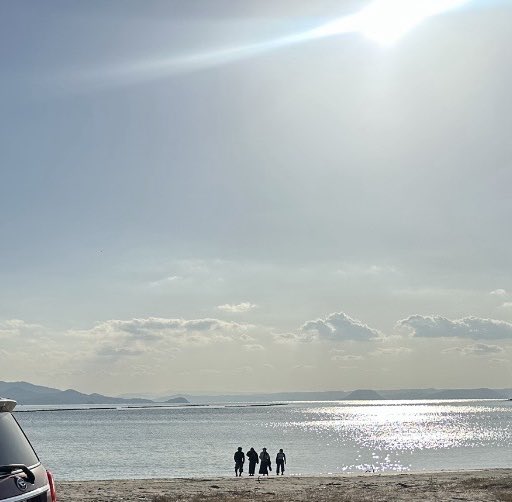 ドライブしてきた！

4人の人影は普通に知らん人達