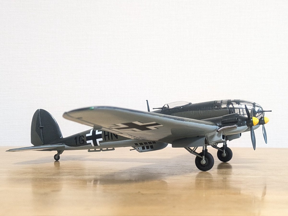 wd_ut's tweet photo. AIRFIX 1/72 He111
オールドキットのH-20をH-2風に小改造
#今月作ったプラモ晒そうぜ https://t.co/OdHbbxctru