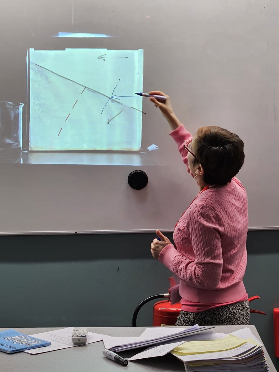 STHphysicsSKE tweet media