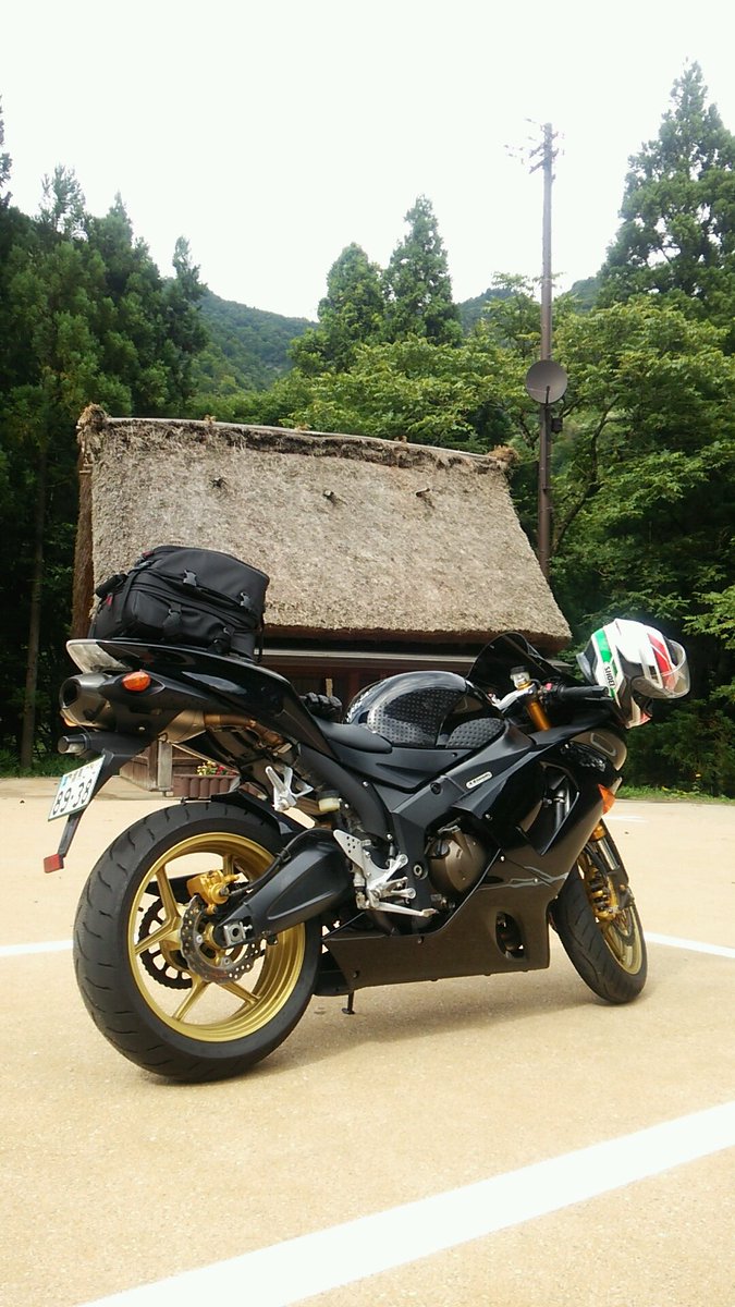 たっちょ Makita 18V LXT Lithium-Ion Brushless Cordless High Torque 1/2 in