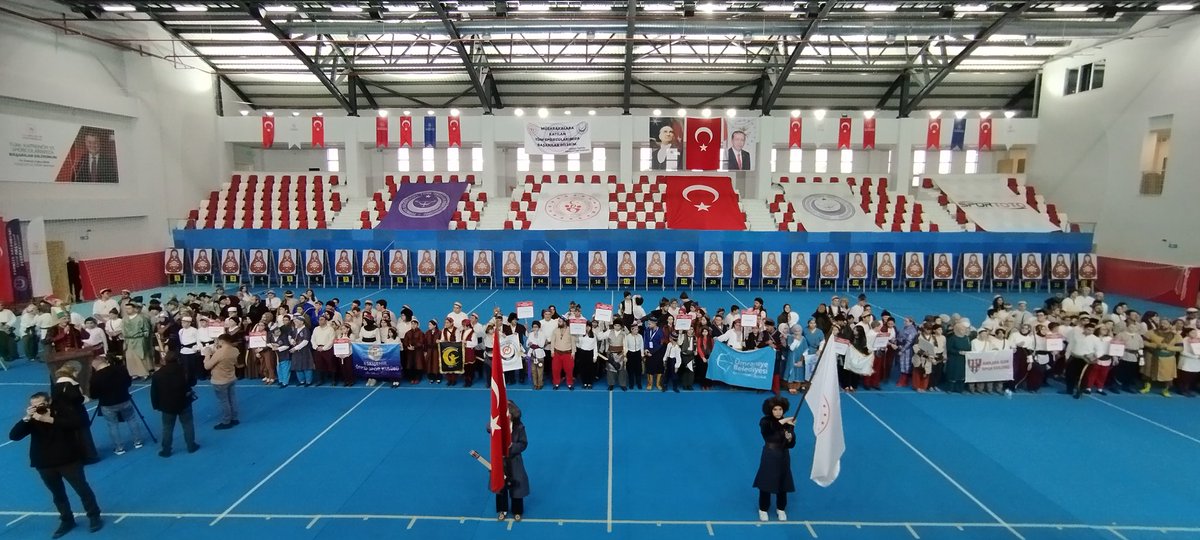 DEMIRBASE11's tweet photo. Türkiye Minikler ve Yıldızlar Kapalı Puta Şampiyonası İlk Defa Kütahya İlimizde yapıldı. https://t.co/cyjLJbOglS