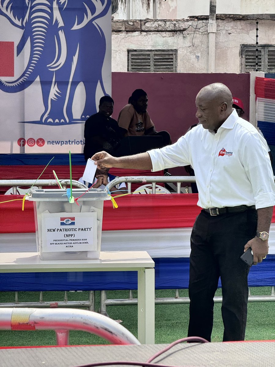 KAAgyepong's tweet photo. I have voted, and I hope all delegates have also voted or are in the process of doing so peacefully. Our ultimate objective is the NPP, and that should always guide us.
#LeadershipwithIntegrity
#GoingBacktoOurRoots
#KAATheUnifier
#TheNewDawn
#Vote5 https://t.co/267rtH2n1g
