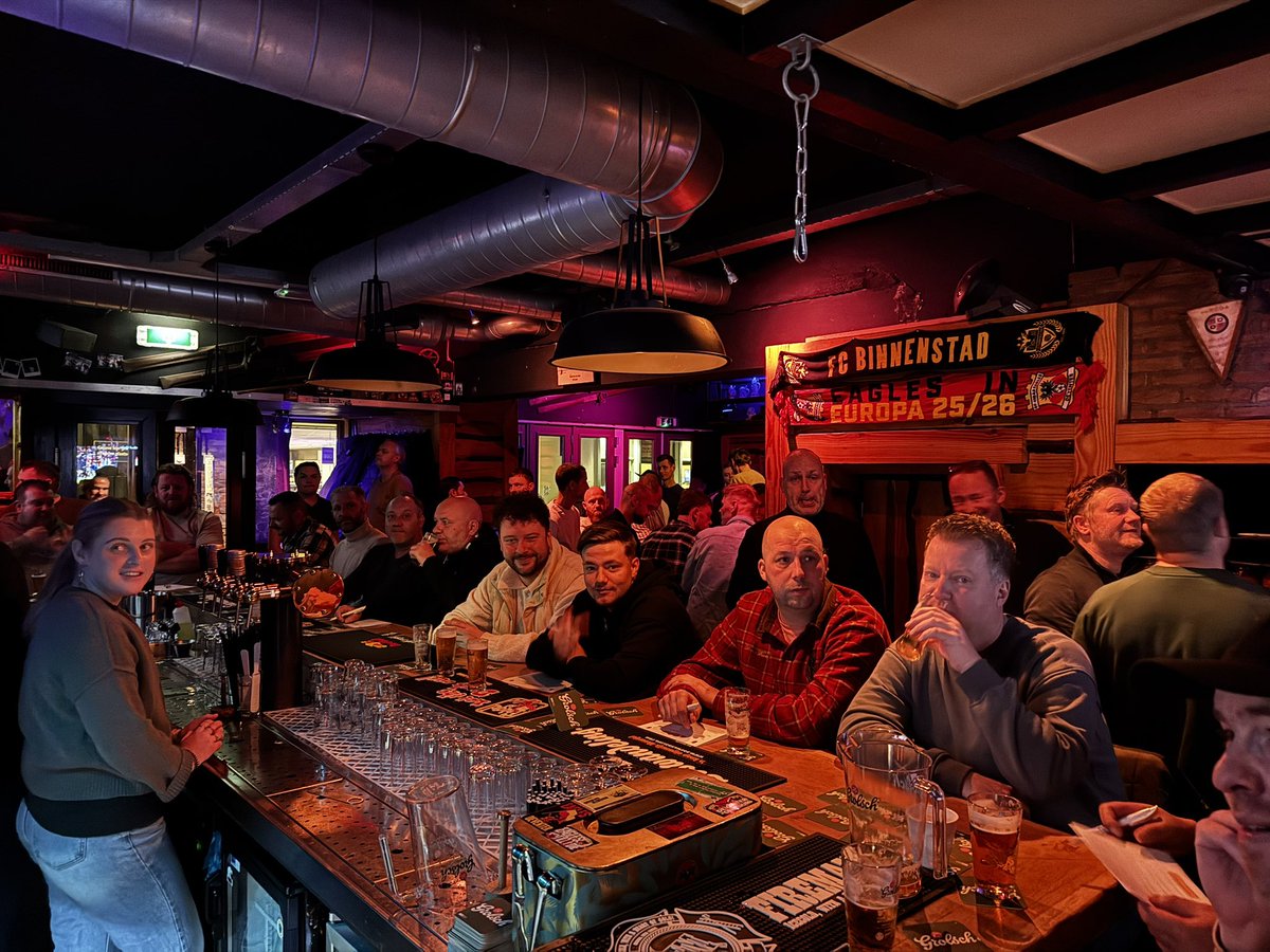 devvoequiz's tweet photo. Geslaagde dertiende editie van de Deventer Voetbal Quiz er op zitten. Dank aan de Alm en alle deelnemers! https://t.co/w3lDGDPEwK