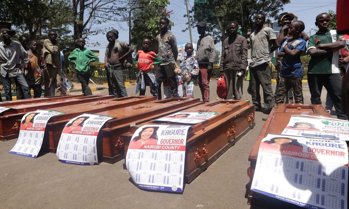 Even in death some politicians will use you badly. This one said take my image and the calendars to the burial sites! People must see I invested tooth and nail on these coffins and its associated calendar accessories.