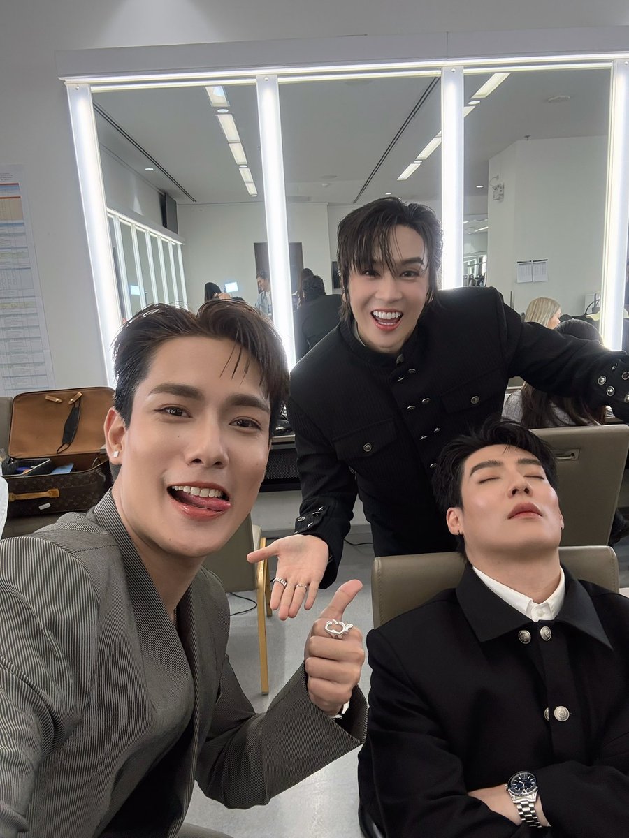 ผมไม่ได้ทำ ลีทำ!!!!
