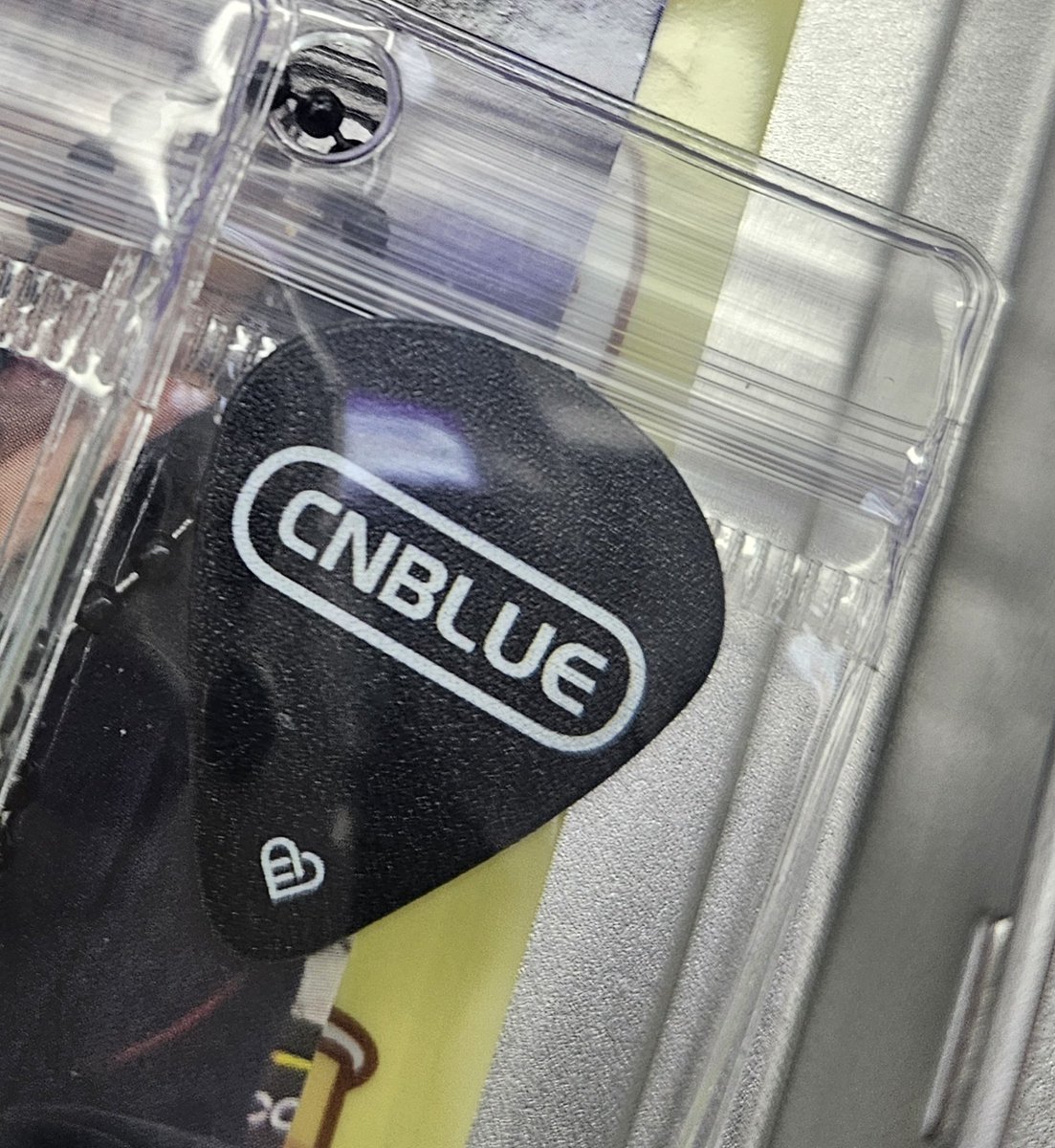 퍼스트뮤직스테이션 퍼뮤스 LOVE FNC 럽펜씨 피크키링 교환 구합니다
저: 씨엔블루 
님: SF9 인성 
디엠주세용