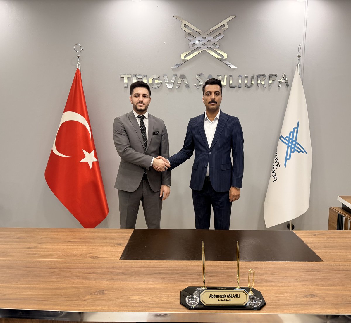 rezzakaslanli's tweet photo. TÜGVA Şanlıurfa Karaköprü İlçe Temsilciliği görevine Mustafa KILIÇ getirilmiştir. Karaköprü gençliği için hayırlı olsun. https://t.co/qvUGtrfOXs