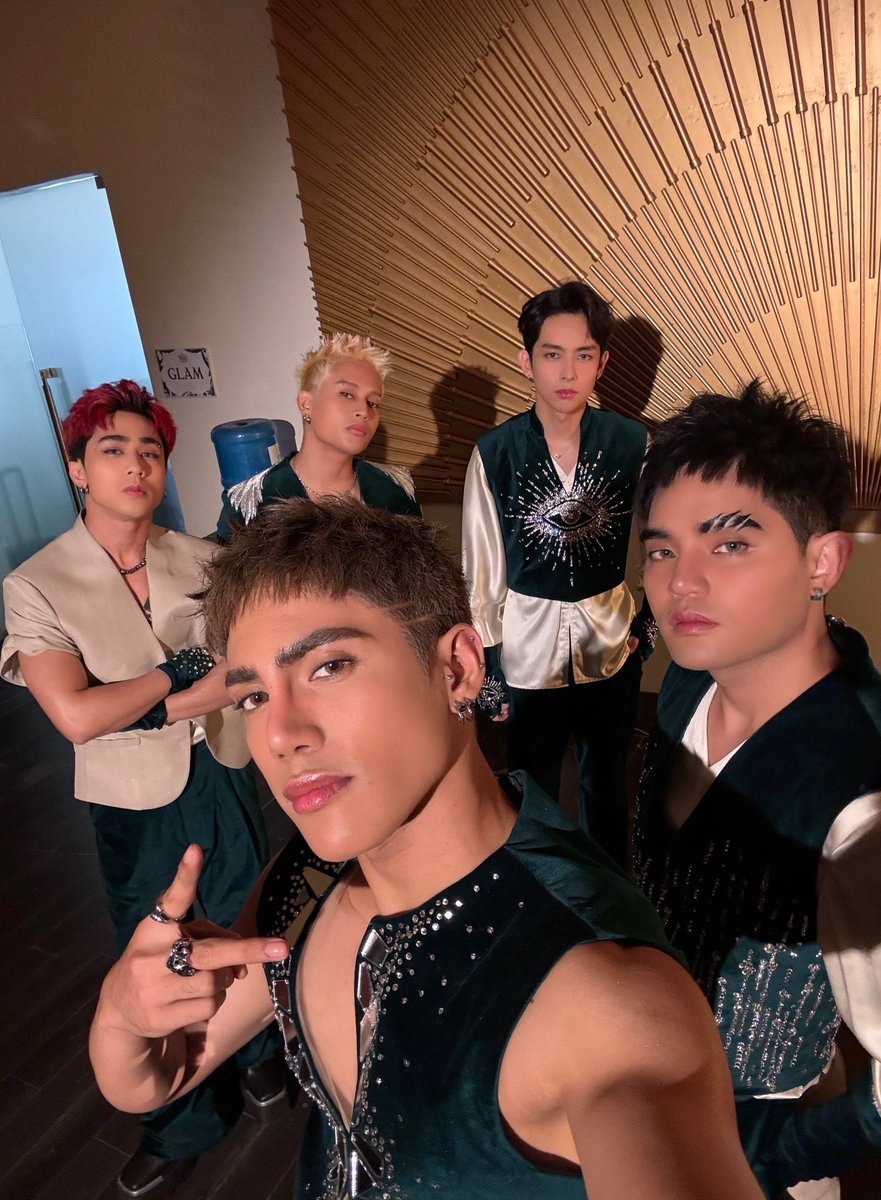 SB19 Makes Global Impact as ‘Simula At Wakas: Kickoff Concert Album’ Debuts at No. 2 on Worldwide iTunes Albums Chart.

Charting in 24 countries.

<a href="/SB19Official/">SB19 Official</a> #SB19