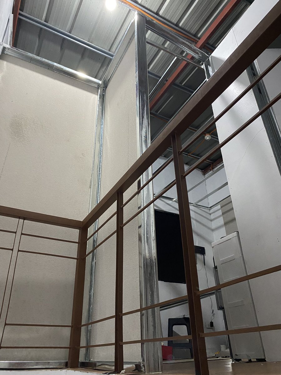 Cheni27's tweet photo. Pwede na ipa split type AC yung room soon! 

Dami requirements Nuvista Subd. HOA huhu! https://t.co/UUkjFTU1Xz