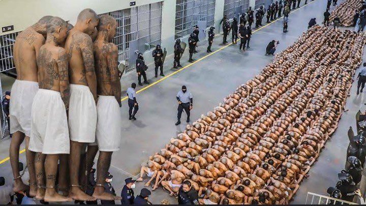 Böyle şeylerin yaşanmaması için uygulanması gereken tek tarife budur. 

İkide bir af çıkararak güvenlik sağlayamazsınız.