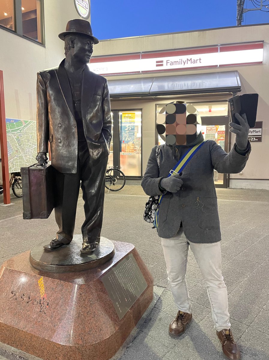 久しぶりに石川さんぽ。

寅さんと撮る石川さんを盗撮。