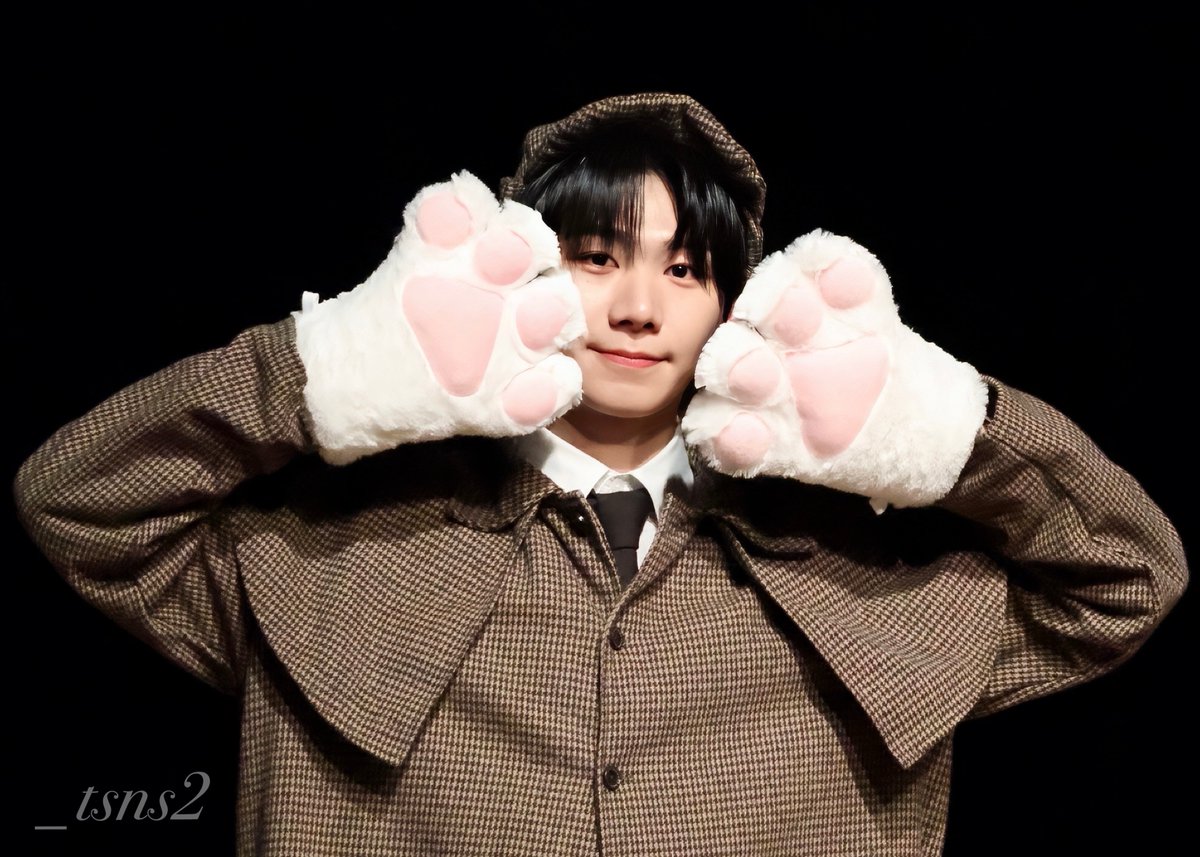 𝐜𝐡𝐚𝐭𝐨𝐧𝐚𝐢𝐦𝐞𝐞 tweet media