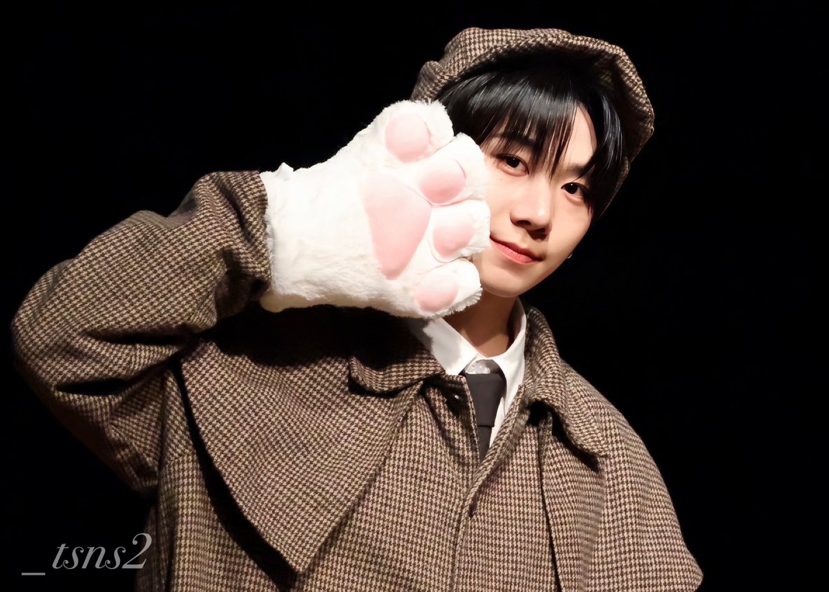 𝐜𝐡𝐚𝐭𝐨𝐧𝐚𝐢𝐦𝐞𝐞 tweet media