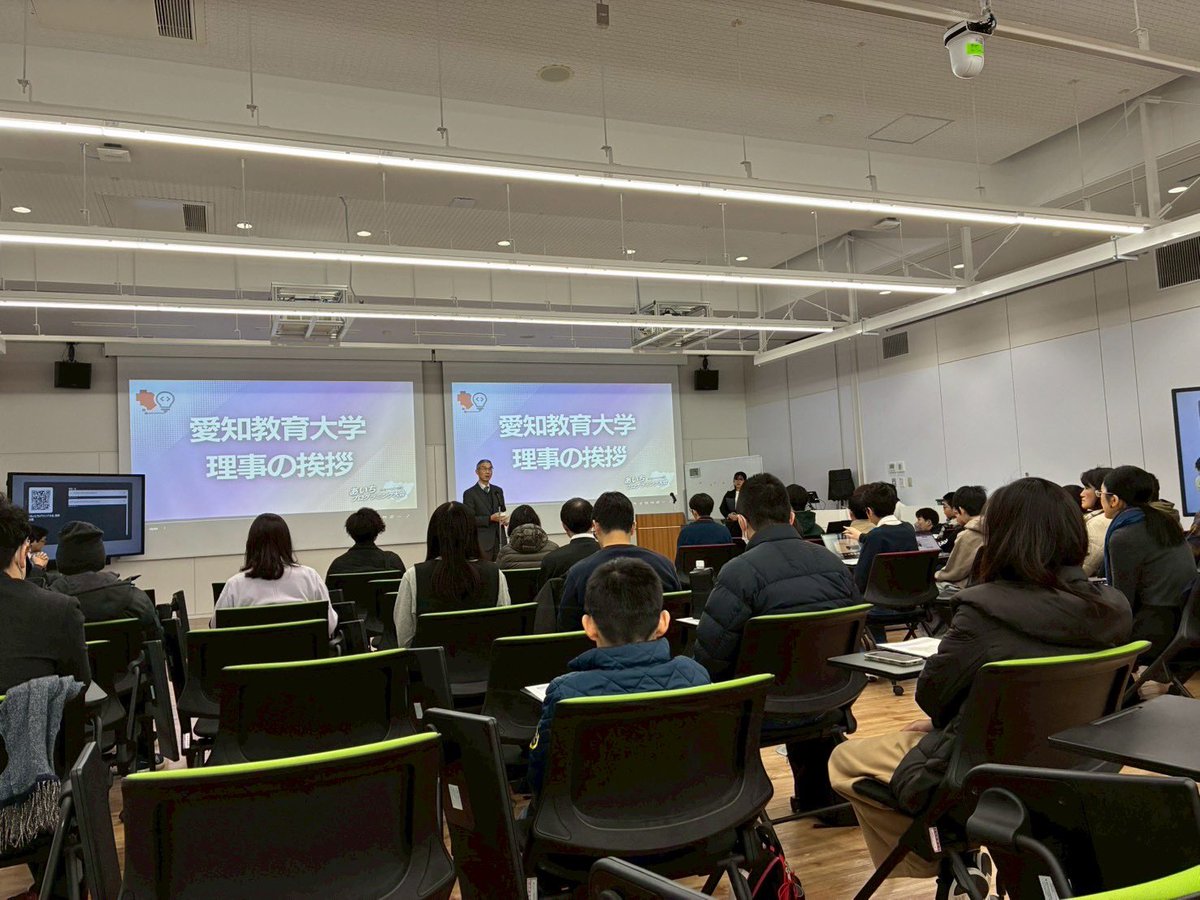 今日、愛知教育大学であいちプログラミング大会最終決戦がありました！ものづくり部門の最終に残り、最優秀賞を受賞しました㊗️まさかの2年連続、最優秀賞🔥びっくりです。ありがとうございます！
たくさんの人がデモンストレーションの時に見に来て触ってくれました、これからもがんばります！